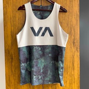 RVCA reversible sleeveless print